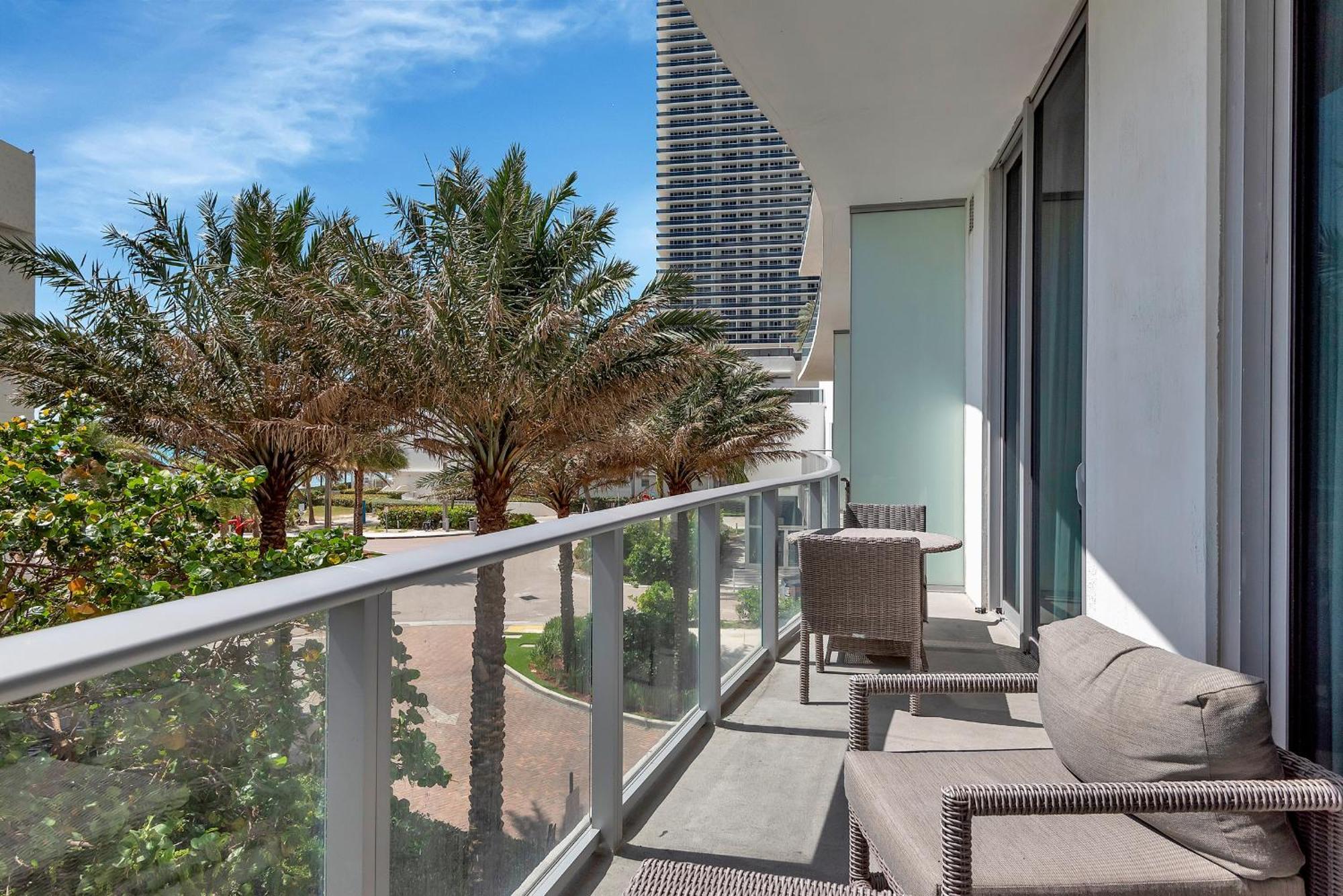 203-1Br/1Ba At The Beach Gem! Lux Amenities! Χόλιγουντ Εξωτερικό φωτογραφία